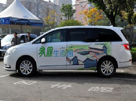 竹山户外车贴喷绘如何保持效果?